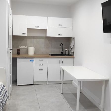 Apartament Krotka เชสโตฮอวา ภายนอก รูปภาพ